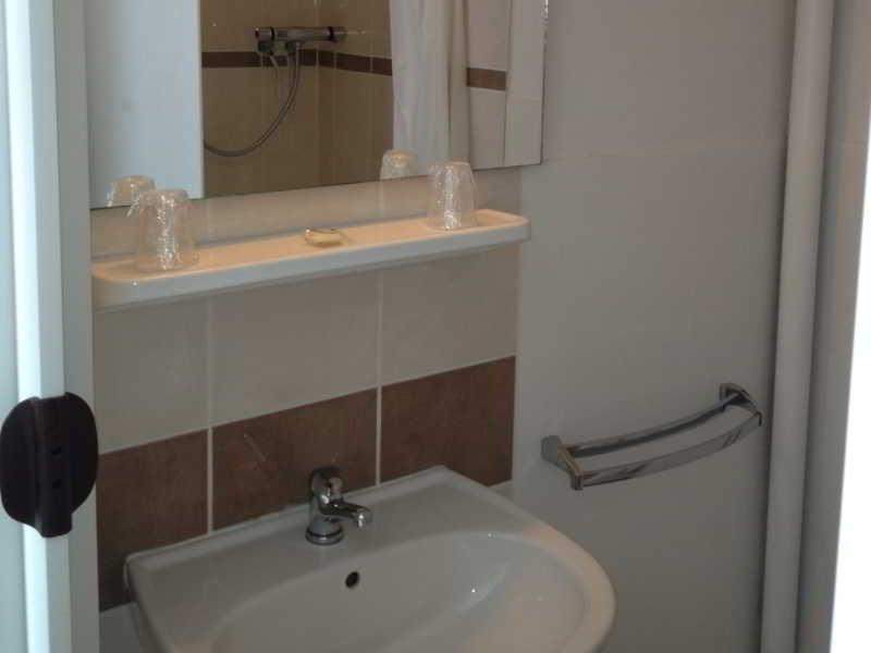 Hotel Vieille Tour Rouen Esterno foto