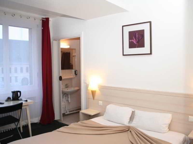 Hotel Vieille Tour Rouen Esterno foto